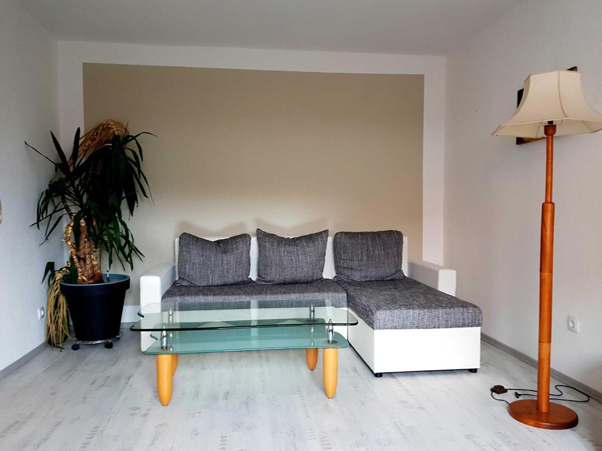Ferienwohnung Am Kurpark ฮาสเซลเฟลเดอ ภายนอก รูปภาพ